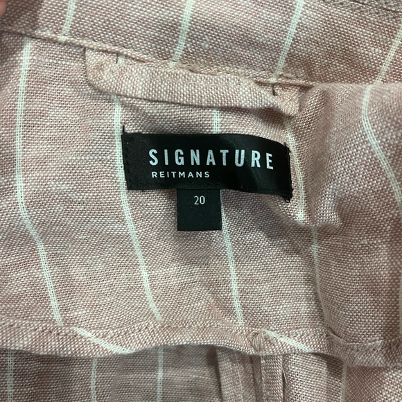 Women’s Blazer Reitmans sz 20 linen blend. Chest:46.5 in, waist 41.5 in, Hips 49 - Picture 3 of 9